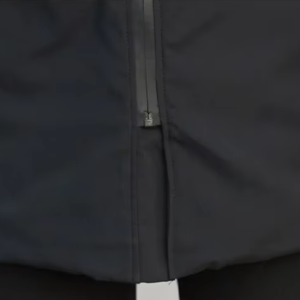 Cappotto Nero Minimalista